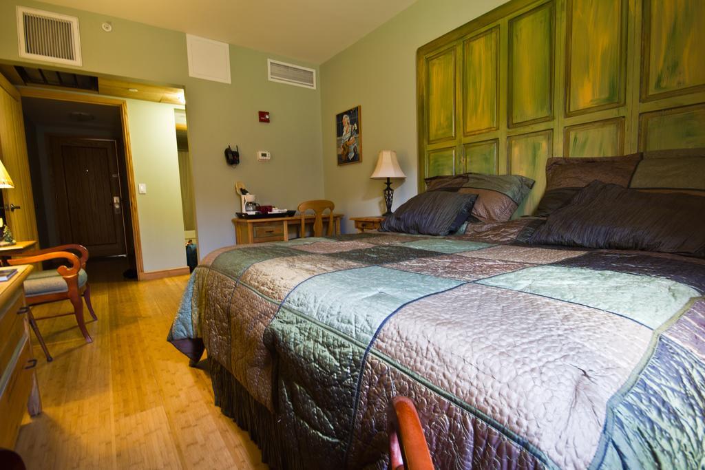 Hotel Floyd Szoba fotó